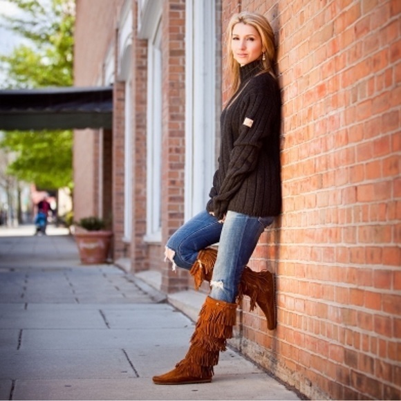 MINNETONKA Moccasins 1652 Women's 5 Layers Fringes Brown Suede Boots 6 - Picture 5 of 16
